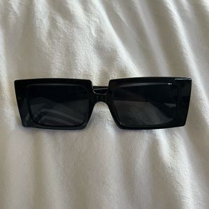 Rectangular shaped sunglasses